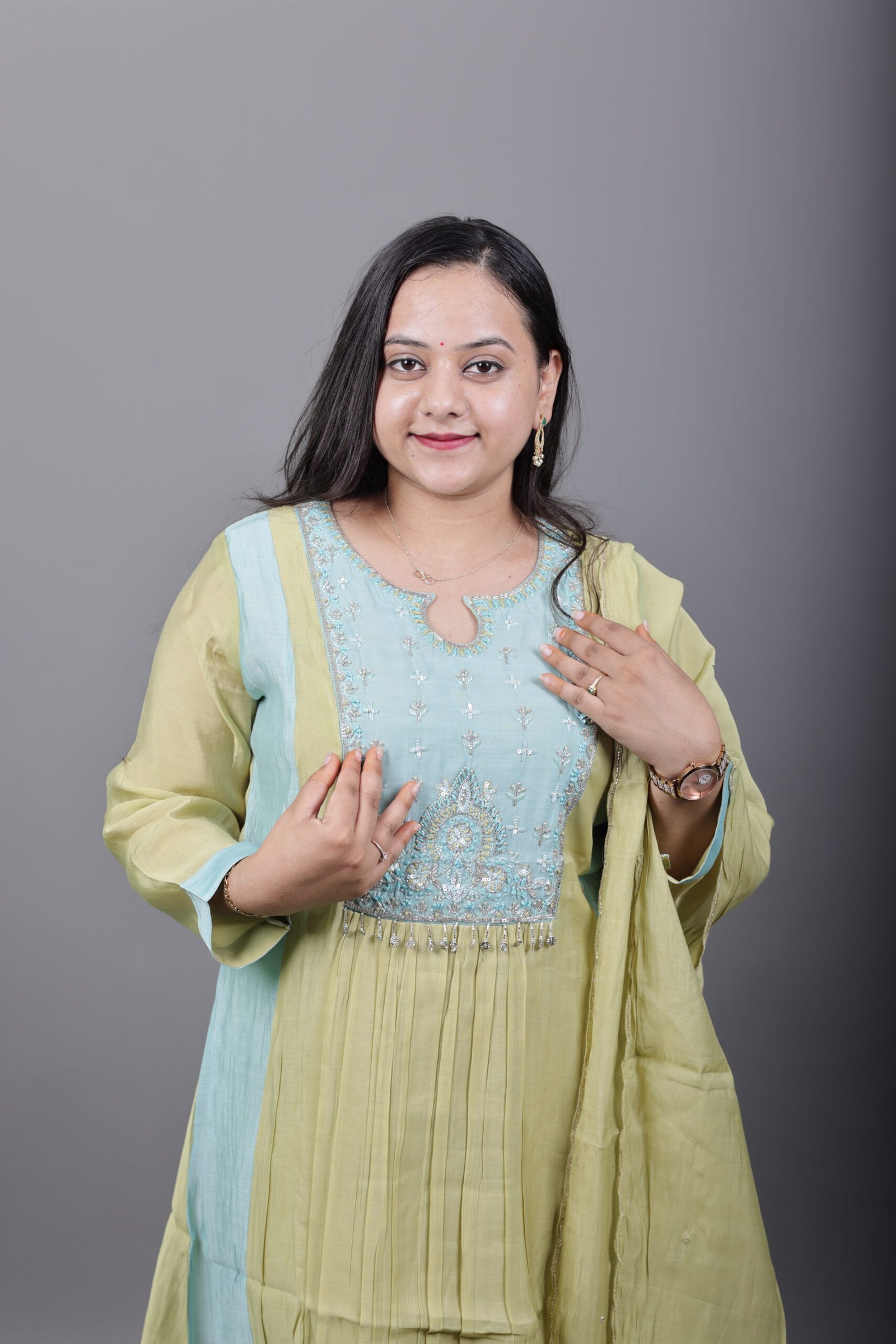 0L9A3010 Pistachio Green Kurta Set with Aqua Embroidered Yoke - Image 1