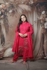 Deep Pink Silk Kurta Set with Kantha Deer Motif