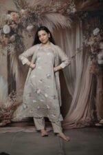 Stone Grey Kurta Set with Scattered Floral Embroidery - Image 2