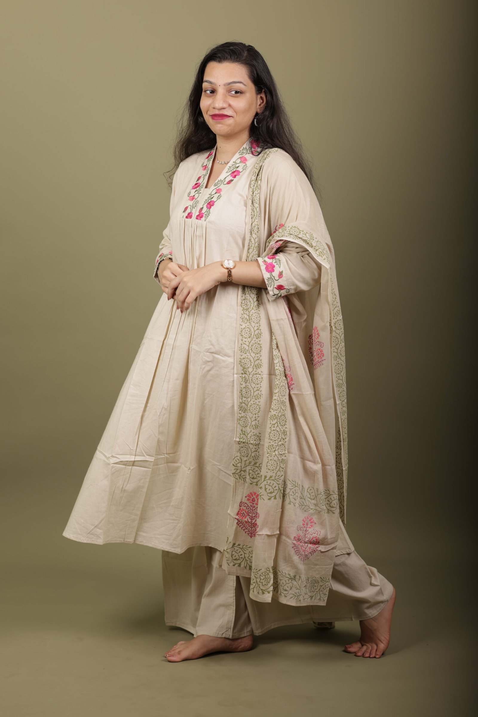 0L9A3996 Beige Cotton Anarkali Kurta Set with Block Print Dupatta - Image 1