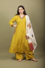 Mustard Kalamkari Border Kurta Set - Image 4