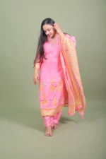 Candy Pink Patola & Floral Printed Silk Blend Kurta Set with Dupatta - Image 3