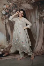 Stone Grey Kurta Set with Scattered Floral Embroidery - Image 3