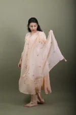 Peach Floral Embroidered Kurta Set with Bird Motif - Image 4