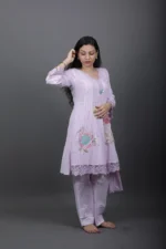Lilac Cotton Kurta Set with Lace Hem and Floral Appliqué - Image 4