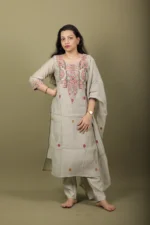 Grey Green Kurta Set with Geometric Mirror Embroidery - Image 4